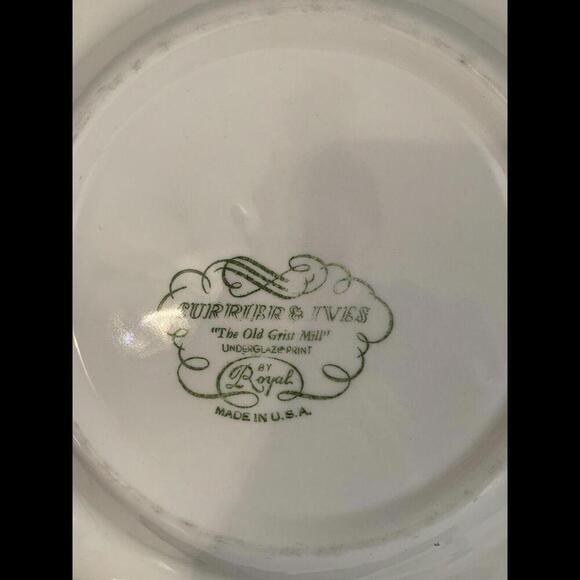 4 Royal Currier & Ives 10" Dinner Plates Old Grist Mill Blue White Ironstone - Picture 3 of 9